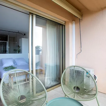 Vue Mer, Terrasse Et Parking Prive Antibes Exterior photo